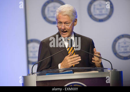 Philadelphia, Pennsylvania, USA. 15th July, 2015. Former President of the United States, Bill Clinton, speaking at the NAACP 106th Annual Convention in Philadelphia Credit:  Ricky Fitchett/ZUMA Wire/Alamy Live News Stock Photo