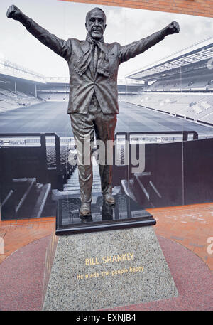 Statue Of Bill Shankly,Anfield, Liverpool Stock Photo