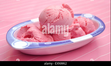 Tutti Frutti Ice Cream Hi Res Stock Photography And Images Alamy