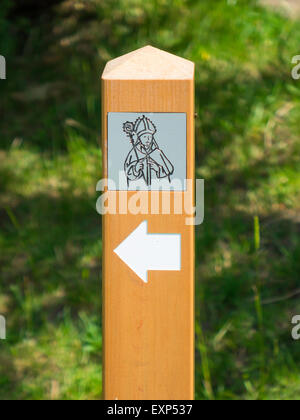 Wooden marker post on the Bishop's Path in the Deer Park at Auckland Castle Stock Photo