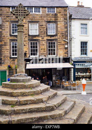 Market Cross in the Market Place at Alnwick Northumberland England Stock Photo