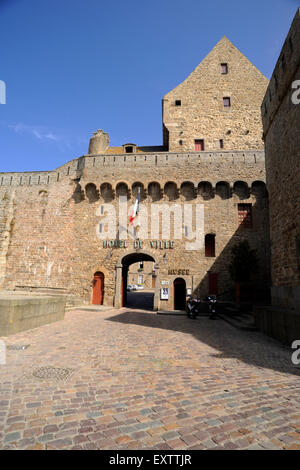 France, Brittany (Bretagne), Saint Malo, castle Stock Photo