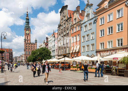 Old buildings and restaurants on Long Street or Long Market (Ulica Dluga) and the Main Town Hall in Gdansk, Poland, Europe Stock Photo