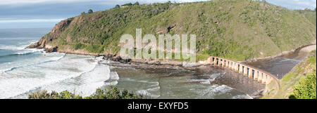 Historic railway bridge over the Kaaimans River between George and Wilderness. The tunne Stock Photo