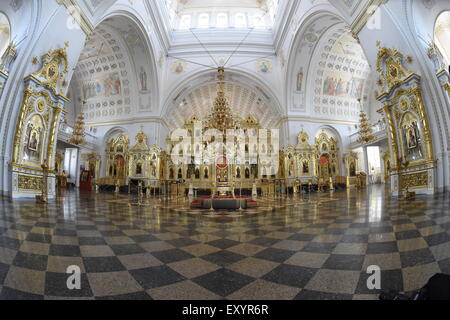Saransk, Russia. 17th July, 2015. Inside the Orthodox cathedral of St. Theodore Ushakov in the centre of Saransk, Russia, 17 July 2015. (Russland). Saransk is the capital of the Republic of Mordovia. Photo: Marcus Brandt/dpa/Alamy Live News Stock Photo