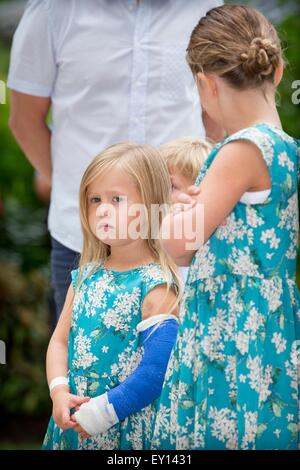 Grasten Slot, Denmark. 19th July, 2015. Princess Isabella and Princess Josephine attend a horse parade at Grasten Slot, Denmark, 19 July 2015. Photo: Patrick van Katwijk/ POINT DE VUE OUT -NO WIRE SERVICE-/dpa/Alamy Live News Stock Photo