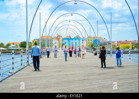 Floating Pontoon bridge crossing the Sint Anna Bay of Willemstad Stock Photo