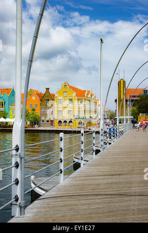 Floating Pontoon bridge crossing the Sint Anna Bay of Willemstad Stock Photo