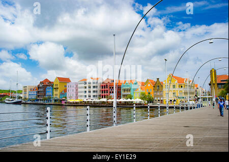 Floating Pontoon bridge crossing the Sint Anna Bay of Willemstad Stock Photo