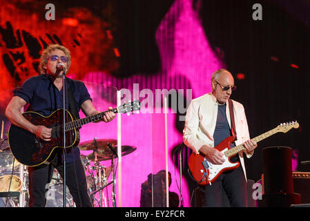 The Who plays Glastonbury Festival at Worthy Farm on 28/06/2015 at Worthy Farm, Glastonbury.  Persons pictured: Roger Daltrey, Pete Townshend. Picture by Julie Edwards Stock Photo