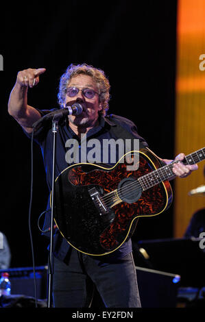 The Who plays Glastonbury Festival at Worthy Farm on 28/06/2015 at Worthy Farm, Glastonbury.  Persons pictured: Roger Daltrey, Pete Townshend. Picture by Julie Edwards Stock Photo