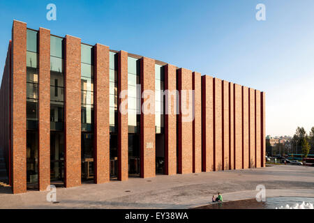 Perspective of building with water features and public square. National Polish Radio Symphony Orchestra (NOSPR), Katowice, Polan Stock Photo