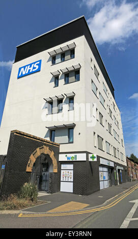 NHS Bath Street Health & Wellbeing Centre, Warrington, Cheshire, England, UK Stock Photo