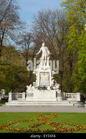 Mozart  Statue, Vienna, Austria in the Burggarten gardens. Musical note in flowers Stock Photo