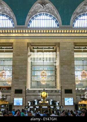 Clock on Information Booth on Grand Central Terminal, NYC, USA Stock Photo