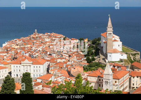 Piran, Primorska, Slovenia. Overall view of the town and of St. George's cathedral from the Town Walls. Stock Photo