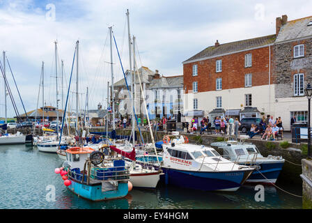 The harbour in Padstow, Cornwall, England, UK Stock Photo