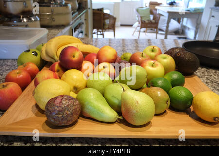 June 2015 - Fruit display in an English country kitchen Stock Photo