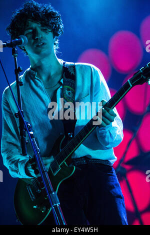 Bollate Milan Italy. 21th July 2015. The British indie-rock band THE KOOKS performs live at Villa Arconati during the 'Villa Arconati Festival' Credit:  Rodolfo Sassano/Alamy Live News Stock Photo