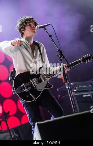 Bollate Milan Italy. 21th July 2015. The British indie-rock band THE KOOKS performs live at Villa Arconati during the 'Villa Arconati Festival' Credit:  Rodolfo Sassano/Alamy Live News Stock Photo