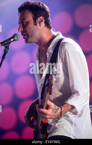 Bollate Milan Italy. 21th July 2015. The British indie-rock band THE KOOKS performs live at Villa Arconati during the 'Villa Arconati Festival' Credit:  Rodolfo Sassano/Alamy Live News Stock Photo