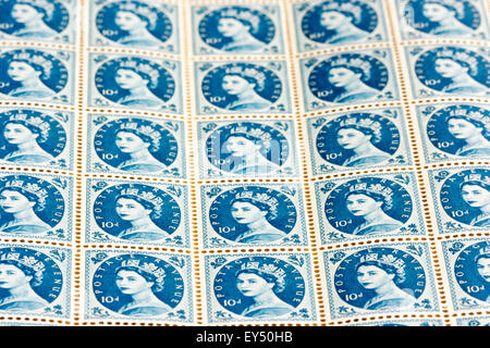Sheet of British postage stamps. Circa 1950s, Queen Elizabeth 10d light blue 'wilding' definitive stamp issue. In use from 1952 to 1967. Iconic. Stock Photo