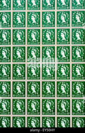 Sheet of British postage stamps. Circa 1950s, Queen Elizabeth 1½d green 'wilding' definitive stamp issue. In use from 1952 to 1967. Stock Photo