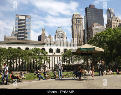 Public Bryant Park on a hot day,  New York Public Library Main Branche, New York City, Manhattan. USA Stock Photo