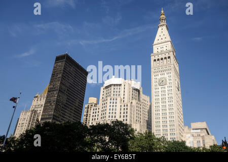 Historic  Clock tower and North Building, black Office Seagram Building in front, Manhattan, NYC, USA. Stock Photo