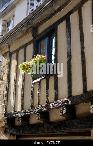 France, Brittany (Bretagne), Finistère, Quimper, half-timbered house Stock Photo