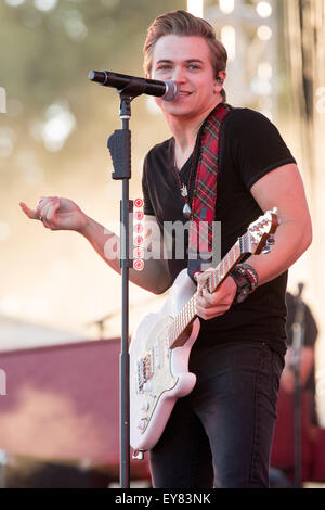 Eau Claire, Wisconsin, USA. 23rd July, 2015. Country musician HUNTER HAYES performs live at the Country Jam USA music festival in Eau Claire, Wisconsin Credit:  ZUMA Press, Inc./Alamy Live News Stock Photo