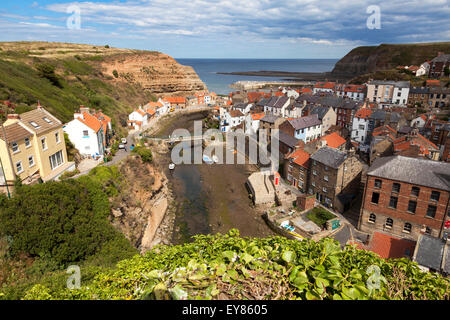 Staithes, North Yorkshire, England, U.K.  23rd July 2015. Sunshine and daytime high temperatures of 19C in the quaint fishing village of Staithes on the North Yorkshire coast.  Staithes's most famous resident was Captain James Cook who lived in the village whilst working as a grocer's apprentice in 1745-46 before moving to nearby Whitby to join the Royal Navy Credit:  Mark Richardson/Alamy Live News Stock Photo