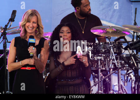 New York, USA. 24th July, 2015. Nicki Minaj performs for The Good Morning America concert series in Central Park. Nicki with her new perfume Credit:  ZUMA Press, Inc./Alamy Live News Stock Photo