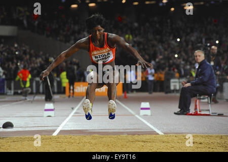London, UK. 24th July, 2015. Teresa Nzola Meso Ba (FRA) competing in the women's Triple Jump competition, day one of the Sainsbury's Anniversary Games. Nzola Meso Ba came 8th in the competition. Credit:  Michael Preston/Alamy Live News Stock Photo