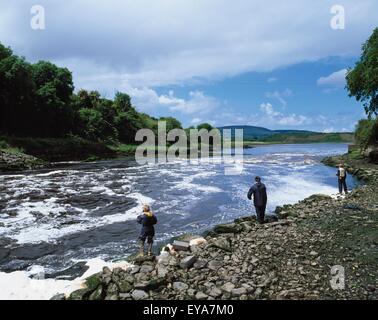 Salmon Fishing, Ballisodare River, Co Sligo, Ireland Stock Photo