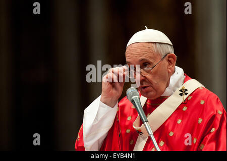 Holy Mass On The Solemnity Of Pentecost Held At St. Peter's Basilica ...