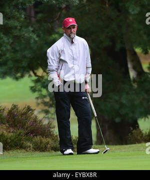 Sunningdale, Berkshire, UK. 26th July, 2015. Seniors Open Golf Tournament Round 4. Marco Dawson (USA) waits to putt Credit:  Action Plus Sports/Alamy Live News Stock Photo