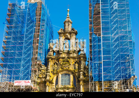 Cathedral facade seen from the Praza do Obradoiro. Santiago de Compostela. La Coruña, Galicia, Spain, Europe. Stock Photo