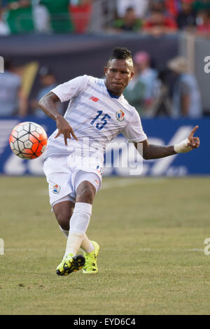 The Match By Shootout. 19th July, 2015. Panama defense Erick Davis (15) in action during the CONCACAF Gold Cup 2015 Quarterfinal match between the Trinidad & Tobago and Panama at MetLife Stadium in East Rutherford, New Jersey. Panama won the match by shootout. (Christopher Szagola/Cal Sport Media) © csm/Alamy Live News Stock Photo