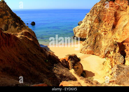 Hidden Algarve beach near Praia da Rocha, Portugal Stock Photo - Alamy