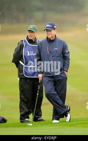 Sunningdale, UK. 26th July, 2015. Tom Watson of the USA contemplates his put on the 10th hole of The Senior Open Championship at Sunningdale Golf Club on July 26, 2015 in Sunningdale, England. Credit:  David Partridge/Alamy Live News Stock Photo