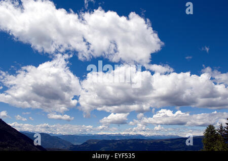 wolken, Blau Konvektionswolken; Stock Photo