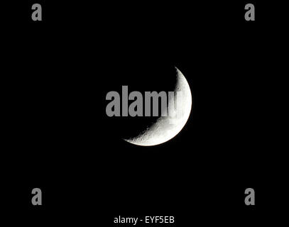 Halbmond; Zunehmender, Mond Stock Photo - Alamy