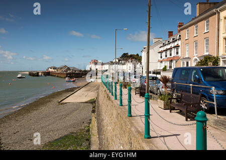 UK, Wales, Gwynedd, Aberdovey, seafront promenade Stock Photo