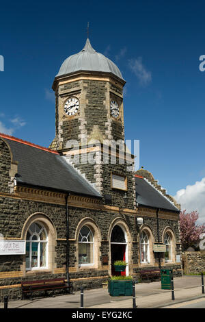 UK, Wales, Gwynedd, Towyn, College Green, old 1897 Market Hall building, now fabric shop Stock Photo