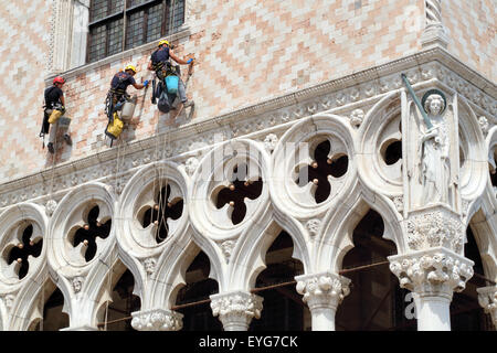 Restoration work at Palazzo Ducale (Doge's Palace), Piazza San Marco, Venice Stock Photo