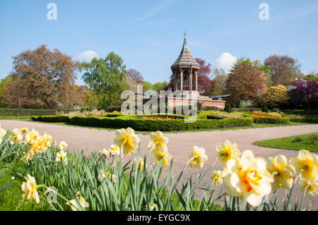 The Chinese Bell tower and Sebastopol Cannons at the Arboretum Park, Nottingham England UK Stock Photo