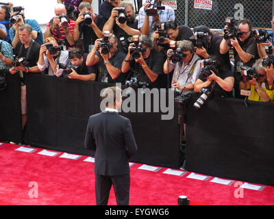 New York, NY, USA. 27th July, 2015. July 27, 2015 - New York, New York, USA - Actor Jeremy Renner attends the premiere of the film Mission Impossible-Rogue Nation in New York's Times Square. © KC Alfred/ZUMA Wire/Alamy Live News Stock Photo