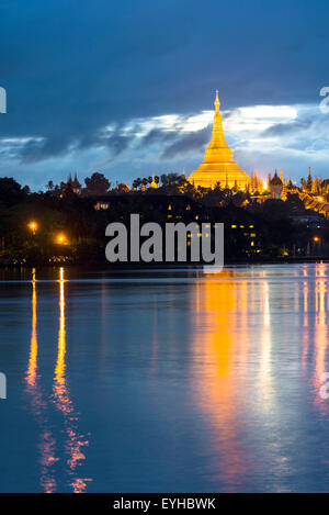 Golden main stupa at dusk, chedi, Shwedagon Pagoda, Kandawgyi Lake, Kandawgyi Nature Park, Yangon or Rangoon, Yangon Region Stock Photo