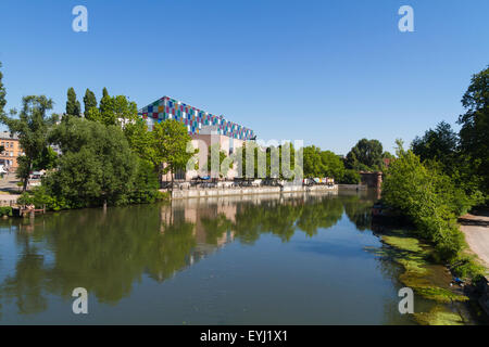 River Ill and the Museum of Modern Art, Strasbourg Stock Photo